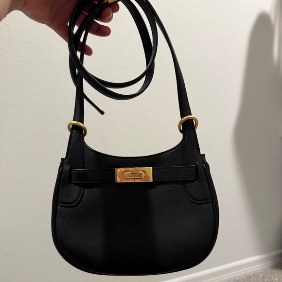 Tory Burch Handbags - Tory Burch Lee Radziwill Saddle Bag